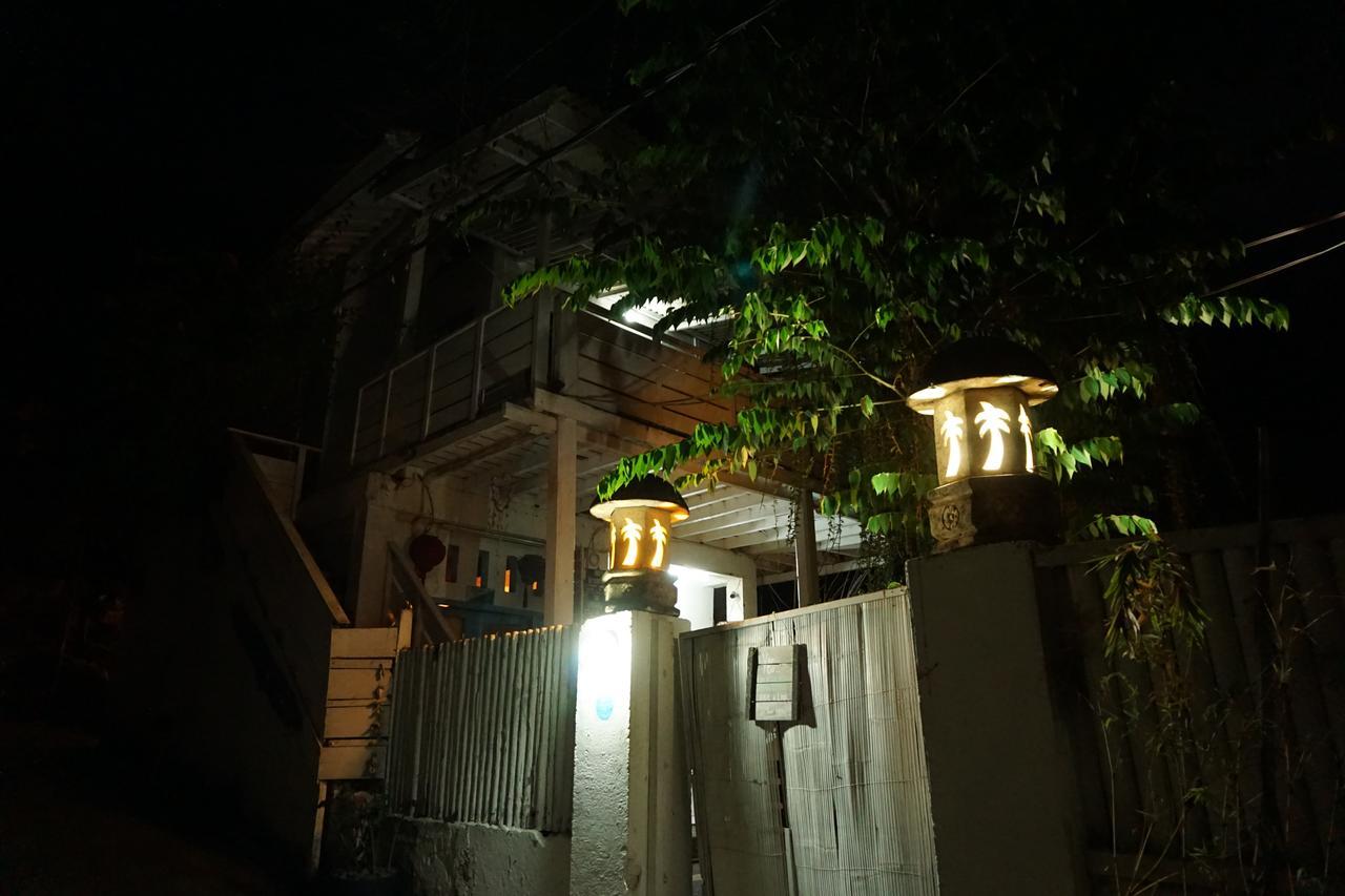 Salon De Nomad Gili T. Bed and Breakfast Gili Trawangan Exteriör bild