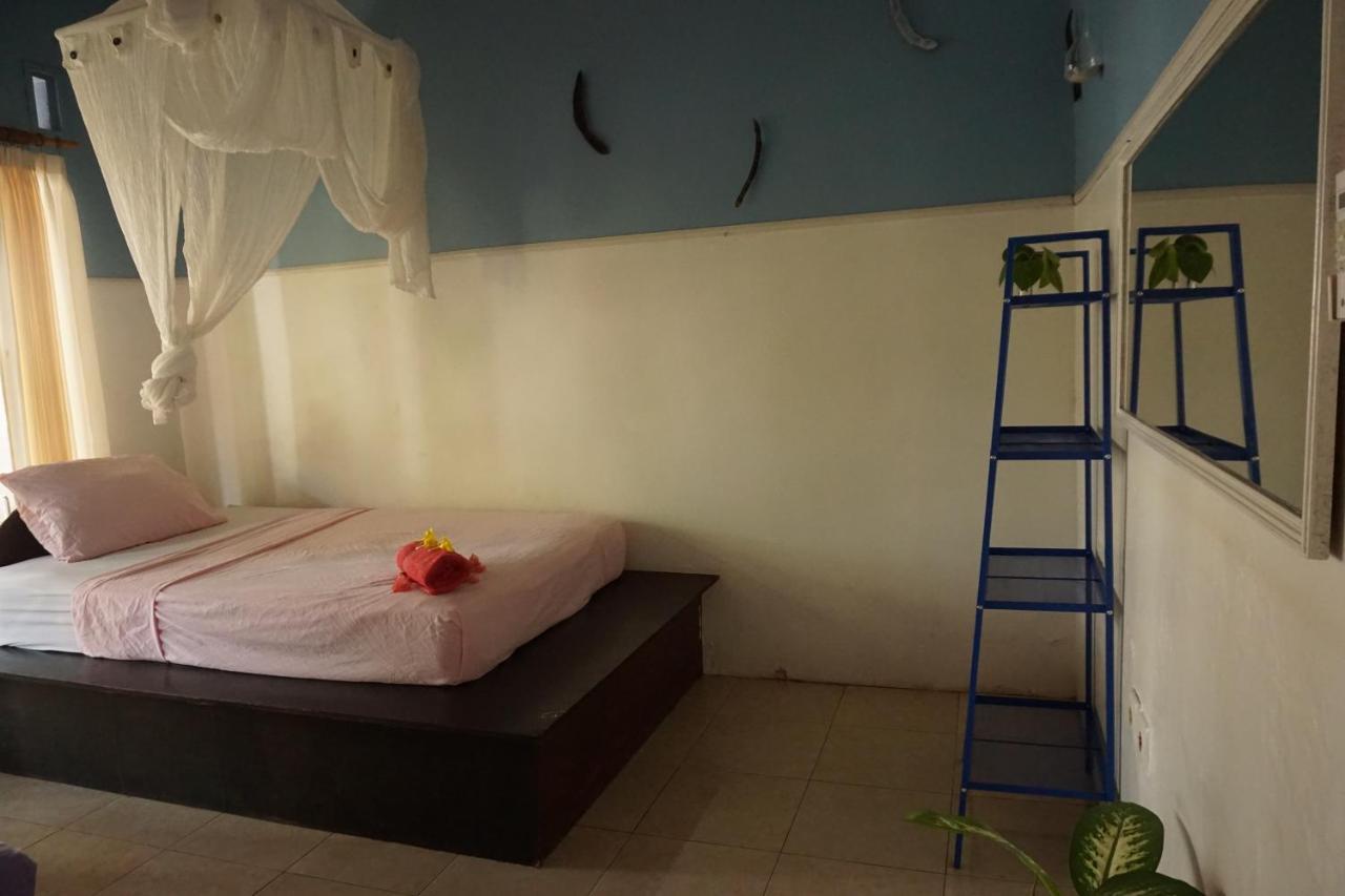 Salon De Nomad Gili T. Bed and Breakfast Gili Trawangan Exteriör bild